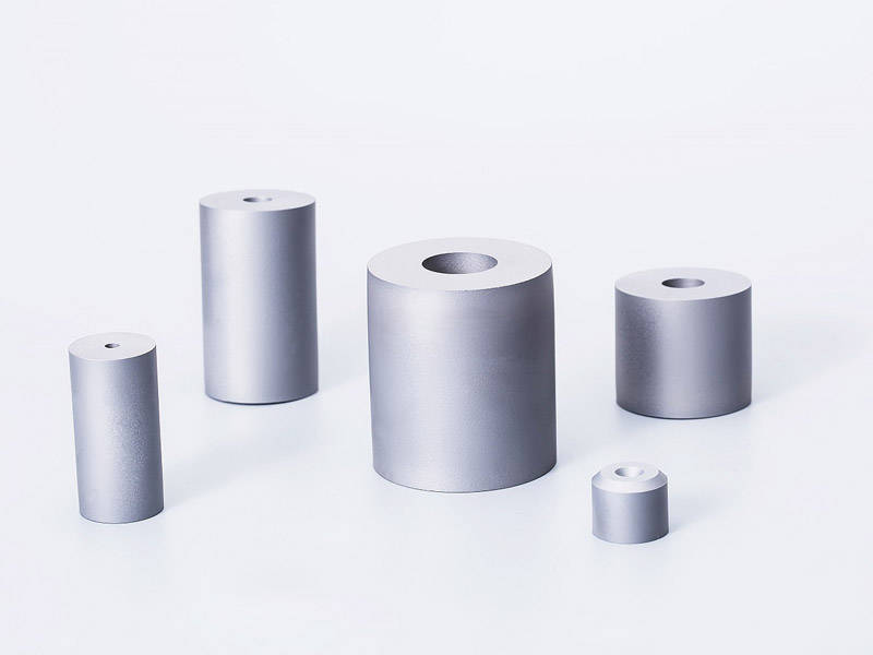 Штампы из цементированного карбида